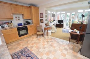 Kitchen/Garden/Dining Room- click for photo gallery